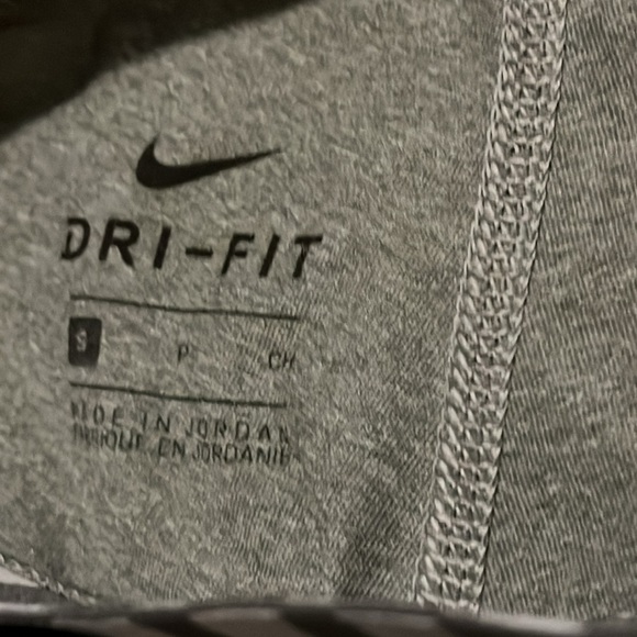 Nike Pro Dri Fit Gray Capris Long Underwear Sz Small - Picture 10 of 10